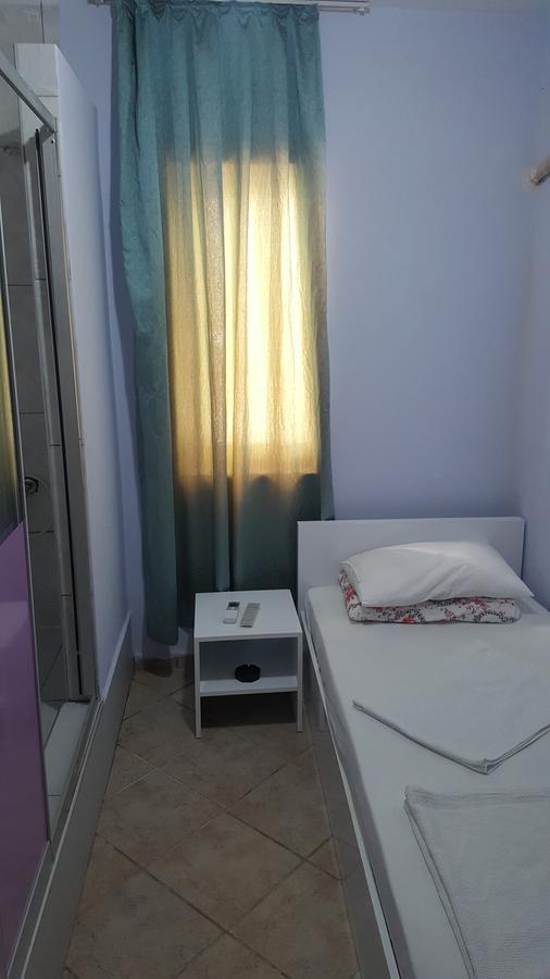 Aziz Otel Antalya Bagian luar foto